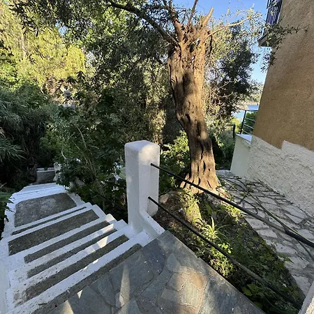 Apartment Sea Breeze *