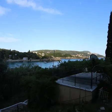 Sea Breeze Apartamento *